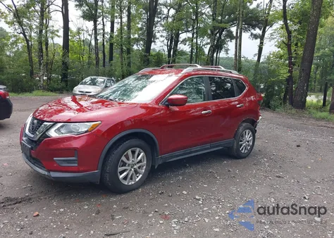 2020 Nissan Rogue Sv Fwd z USA, uszkodzony, nr VIN 5N1AT2MT8LC787578